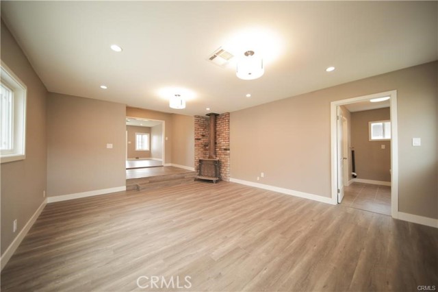 Detail Gallery Image 11 of 19 For 6007 Coldbrook, Lakewood,  CA 90713 - 3 Beds | 2 Baths