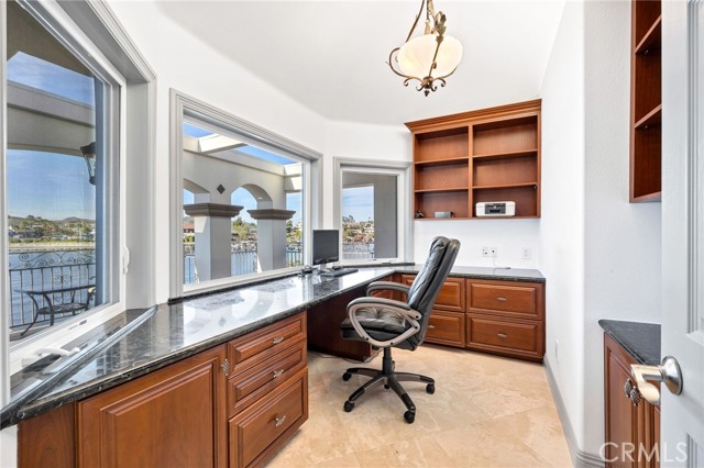 Detail Gallery Image 26 of 64 For 22250 Village Way, Canyon Lake,  CA 92587 - 5 Beds | 4/2 Baths