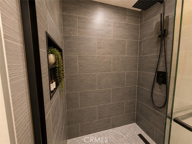 2 Bed Home for Sale in Los Angeles, California