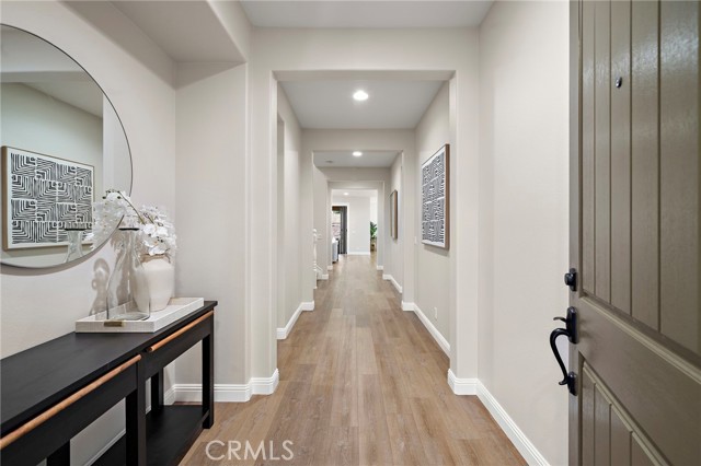 Detail Gallery Image 5 of 60 For 106 Fieldwood, Irvine,  CA 92618 - 5 Beds | 5/1 Baths