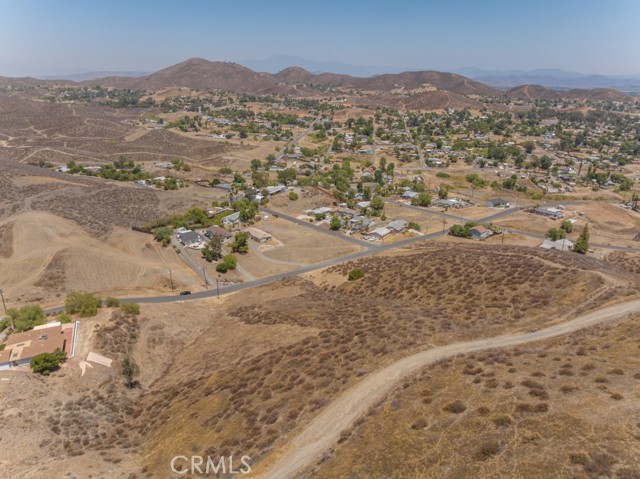 Detail Gallery Image 13 of 18 For 28305 Connecticut, Menifee,  CA 92587 - – Beds | – Baths