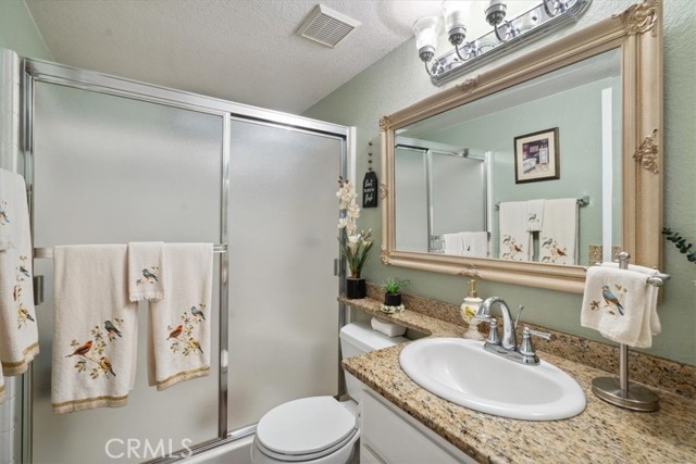 Detail Gallery Image 18 of 31 For 29159 Palm View Ln, Highland,  CA 92346 - 4 Beds | 3 Baths