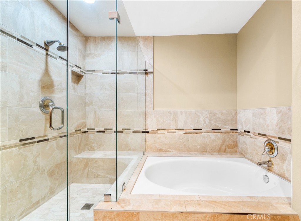 MLS #OC25270158 image #33