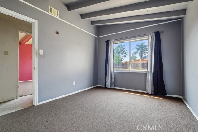 Detail Gallery Image 16 of 31 For 7012 Newbury Ave, San Bernardino,  CA 92404 - 4 Beds | 2 Baths