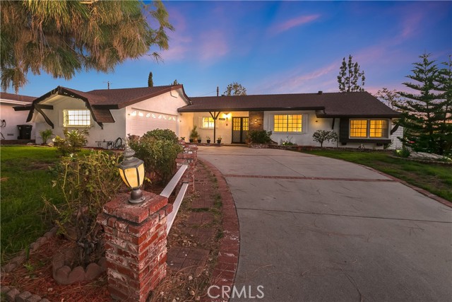 Detail Gallery Image 2 of 12 For 22022 Malden St, West Hills,  CA 91304 - 4 Beds | 2 Baths