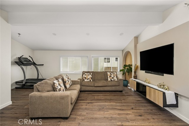 Detail Gallery Image 8 of 44 For 23301 Ridge Route Dr #56,  Laguna Hills,  CA 92653 - 3 Beds | 2 Baths