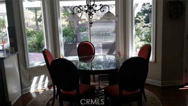 2822 Jason Court, Thousand Oaks CA: https://media.crmls.org/medias/1eaaf610-0de6-49e4-a32b-b113f74176f2.jpg