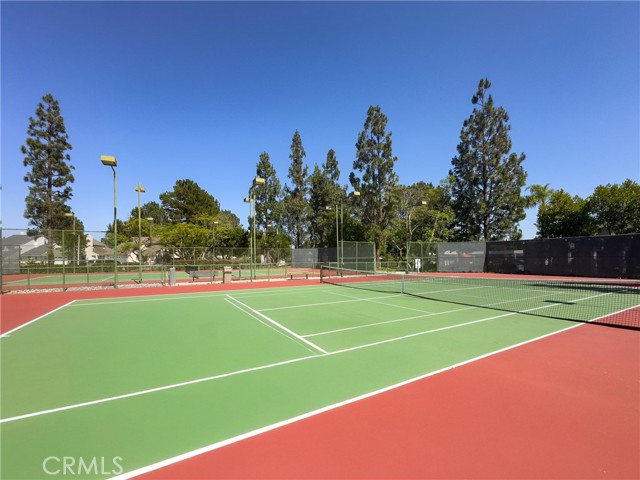 5 Elmbrook, Aliso Viejo CA: https://media.crmls.org/medias/1eab17b3-86c5-4921-97e4-b30ae84ed9c2.jpg
