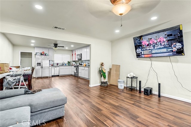 Detail Gallery Image 13 of 43 For 24110 Avenue 14, Madera,  CA 93637 - – Beds | – Baths