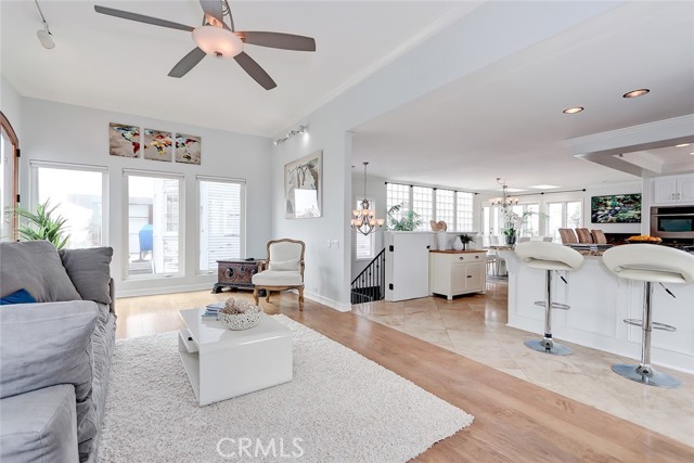 469 27th Street, Manhattan Beach, California 90266, 3 Bedrooms Bedrooms, ,3 BathroomsBathrooms,Residential,Sold,27th,SB22088434