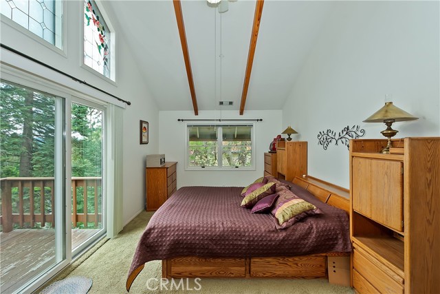 26349 Walnut Hills Drive, Lake Arrowhead CA: https://media.crmls.org/medias/1eaec321-6283-4f56-aaea-512f2e4cb527.jpg