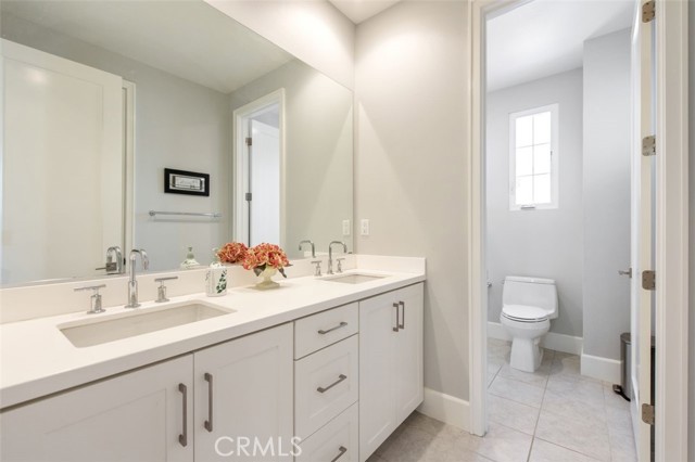 Detail Gallery Image 16 of 18 For 114 Vigna, Irvine,  CA 92602 - 4 Beds | 3/1 Baths