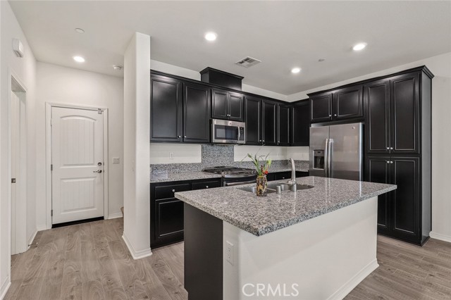 40302 Calle Real, Murrieta CA: https://media.crmls.org/medias/1eaf8639-5cc0-4866-a919-d05af0c00ddd.jpg