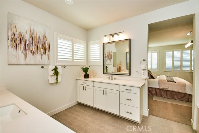 320 Magnet, Irvine CA: https://media.crmls.org/medias/1eafb820-fa54-4985-86d2-63f38cdd54e7.jpg