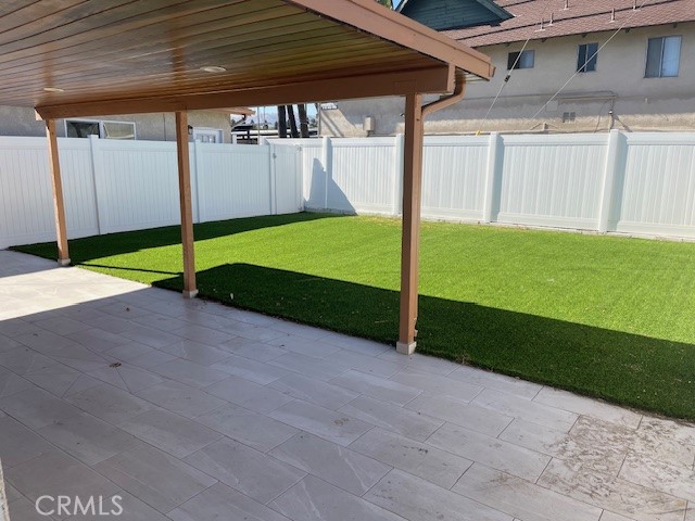 Detail Gallery Image 3 of 14 For 16959 San Jose St, Granada Hills,  CA 91344 - 2 Beds | 2 Baths