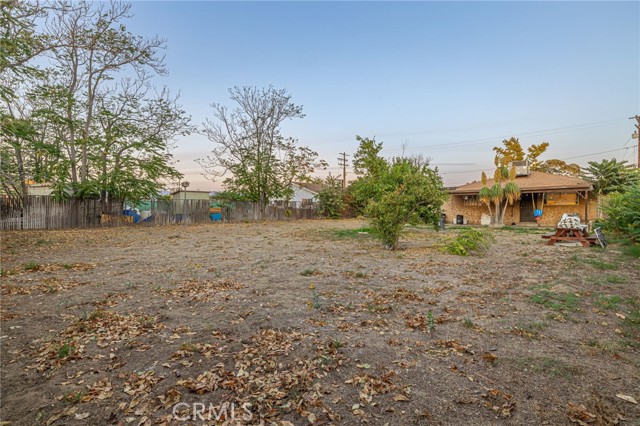 Detail Gallery Image 22 of 26 For 9268 Beech, Fontana,  CA 92335 - 3 Beds | 2 Baths