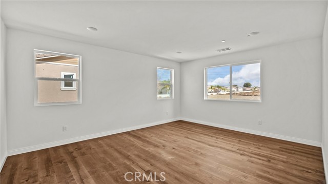 Image 23 of 49 For 14424 Buvan Ct
