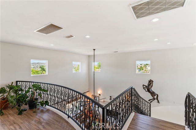 22941 Gold Rush Place, Canyon Lake CA: https://media.crmls.org/medias/1eb0f265-1bd8-43a6-a93f-269cedb210f6.jpg