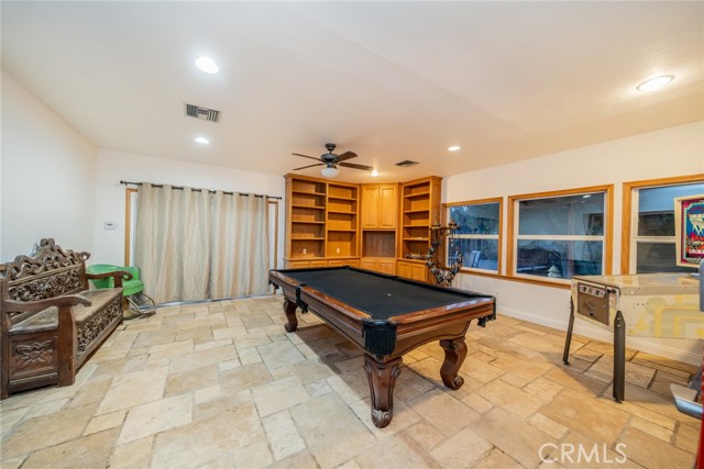 533 Via Vista Dr, Redlands CA: https://media.crmls.org/medias/1eb1a212-e29d-41d9-a268-fa022b2175b9.jpg