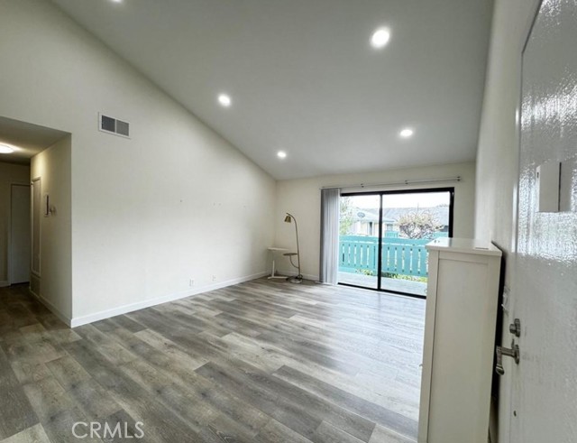20505 S Vermont Avenue, Torrance CA: https://media.crmls.org/medias/1eb1ddda-cf52-4786-a70b-944309a3574c.jpg