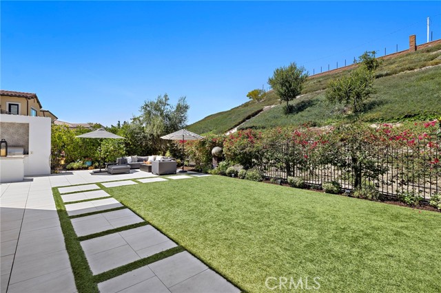 Detail Gallery Image 48 of 54 For 93 Interstellar, Irvine,  CA 92618 - 6 Beds | 6/1 Baths