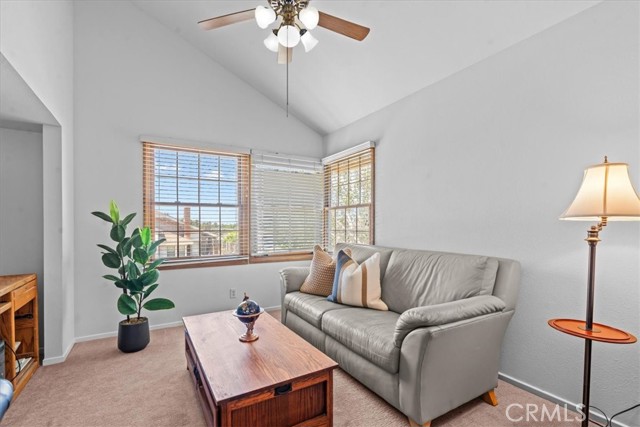 Detail Gallery Image 23 of 44 For 25252 Calero Avenue, Laguna Hills,  CA 92653 - 4 Beds | 3 Baths