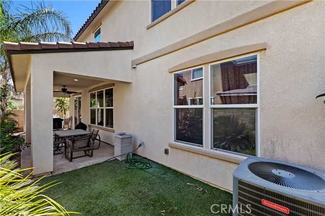 Detail Gallery Image 27 of 34 For 4815 Casillas Way, Fontana,  CA 92336 - 5 Beds | 3/1 Baths