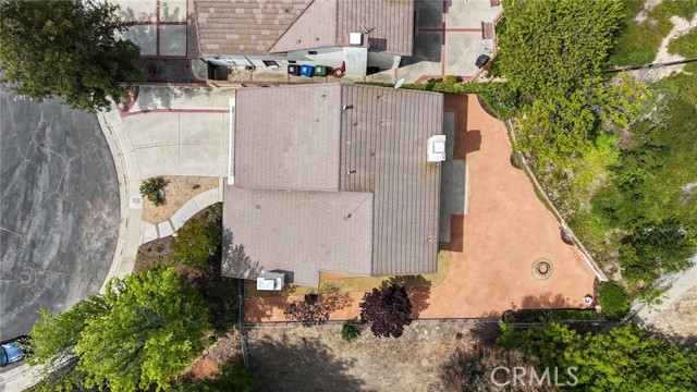 7169 Castle Peak Drive, West Hills CA: https://media.crmls.org/medias/1eb3e741-41a4-4399-874e-09b60789c317.jpg