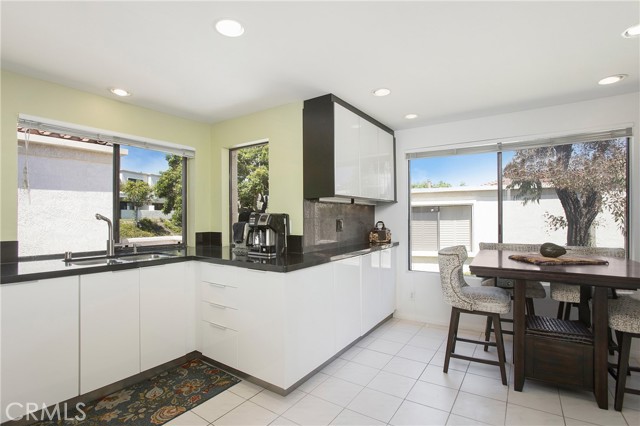 Detail Gallery Image 5 of 38 For 27776 Alfabia #13,  Mission Viejo,  CA 92692 - 3 Beds | 2/1 Baths