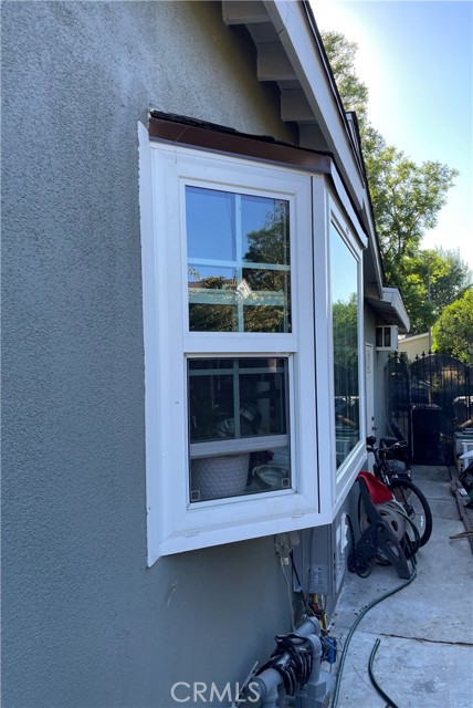 10016 Sophia Avenue, North Hills CA: https://media.crmls.org/medias/1eb68952-29b5-4198-a87f-55ff7b4e388c.jpg