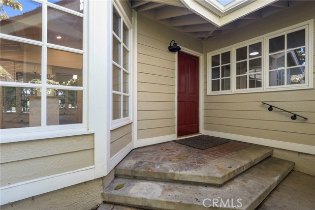 Detail Gallery Image 2 of 22 For 1 Malaga, Manhattan Beach,  CA 90266 - 2 Beds | 2 Baths