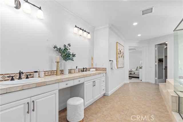 Detail Gallery Image 29 of 42 For 18754 Turfway Park, Yorba Linda,  CA 92886 - 4 Beds | 4 Baths