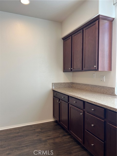 Detail Gallery Image 19 of 35 For 422 W Route 66 #31,  Glendora,  CA 91740 - 3 Beds | 2/1 Baths