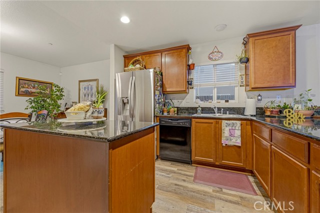 Detail Gallery Image 14 of 29 For 547 Blossom, Chowchilla,  CA 93610 - 3 Beds | 2 Baths