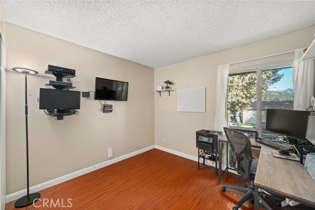 Detail Gallery Image 14 of 22 For 1918 S Dryden Ln, West Covina,  CA 91792 - 3 Beds | 1/1 Baths