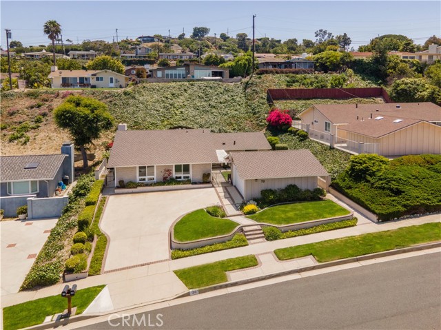 28 Rollingwood Drive, Rolling Hills Estates, California 90274, 3 Bedrooms Bedrooms, ,1 BathroomBathrooms,Residential,Sold,Rollingwood,PV22131138