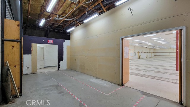  Commercial for Sale in Phelan, California