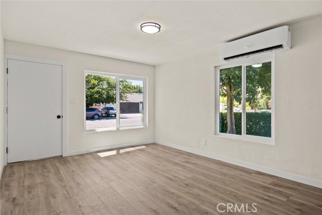 454 F St, Biggs CA: https://media.crmls.org/medias/1eb851c9-f49e-4167-9700-be9a5c87bec3.jpg