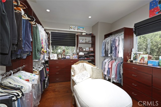 23640 Aster Trail, Calabasas CA: https://media.crmls.org/medias/1eb8e251-e513-40a8-8480-0ab2fc8d89f3.jpg