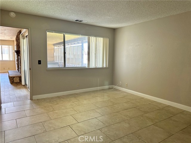 Detail Gallery Image 16 of 31 For 14804 Crofton Ln, Helendale,  CA 92342 - 3 Beds | 2 Baths