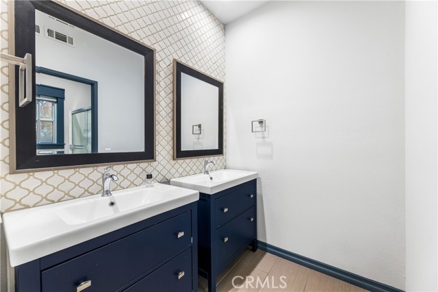 Detail Gallery Image 18 of 38 For 26939 Hillsborough Pkwy #23,  Valencia,  CA 91354 - 2 Beds | 2 Baths