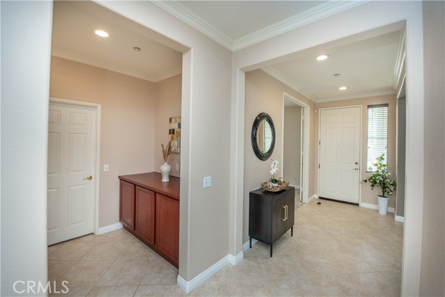 Detail Gallery Image 7 of 46 For 4285 Gardendale Ct, Riverside,  CA 92505 - 4 Beds | 2/1 Baths
