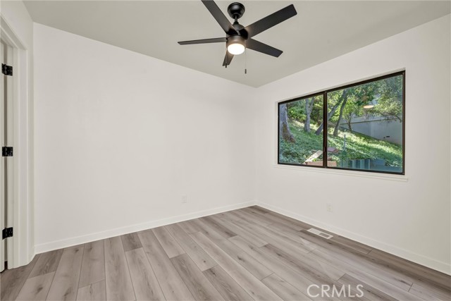 Detail Gallery Image 17 of 29 For 3095 S Lake Dr, Kelseyville,  CA 95451 - 2 Beds | 1/1 Baths