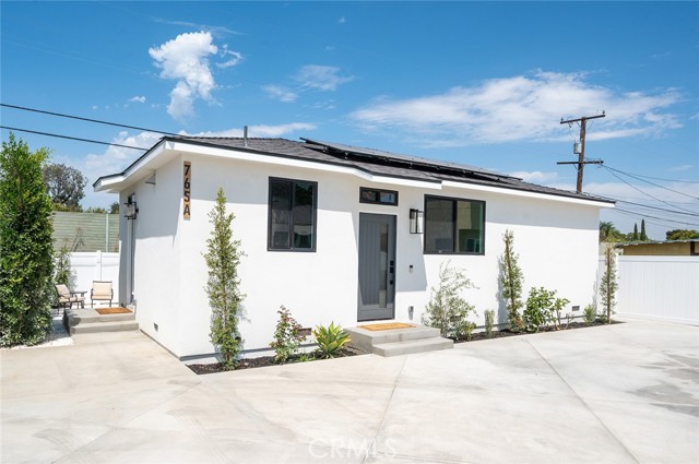 765 E Silva Street, Long Beach CA: https://media.crmls.org/medias/1ebb788a-87e8-4aa1-abbb-d298239b0f36.jpg