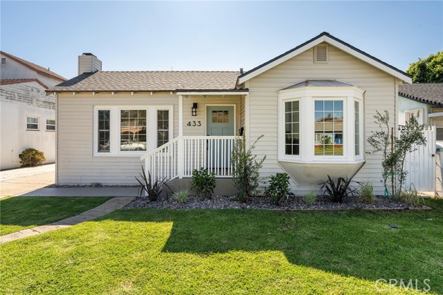 433 N Osage Avenue, Inglewood CA: https://media.crmls.org/medias/1ebba7e4-d34f-4afe-92db-b659aa00b32a.jpg