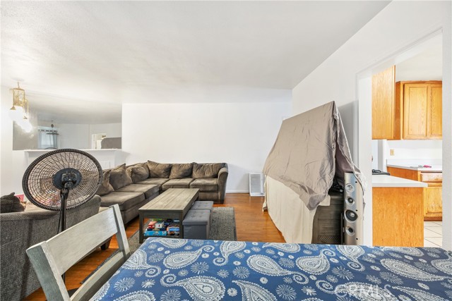 Detail Gallery Image 16 of 32 For 2612 Manhattan Beach Bld, Gardena,  CA 90249 - 3 Beds | 2 Baths