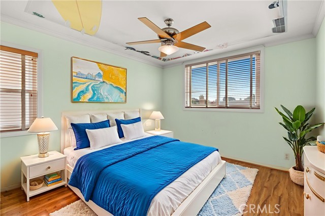 6121 Greenbrier Drive, Huntington Beach CA: https://media.crmls.org/medias/1ebc6591-372a-4fa7-b521-76ff93a22532.jpg