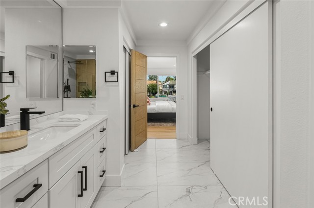 22627 Lakeside Lane, Lake Forest CA: https://media.crmls.org/medias/1ebc9e0b-81a9-4bbc-8122-36ae3b207585.jpg