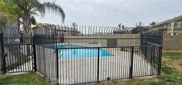 Detail Gallery Image 13 of 14 For 936 Fairway #23,  Colton,  CA 92324 - 1 Beds | 1 Baths