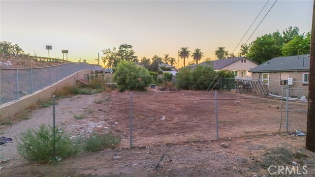  Land for Sale in Bloomington, California